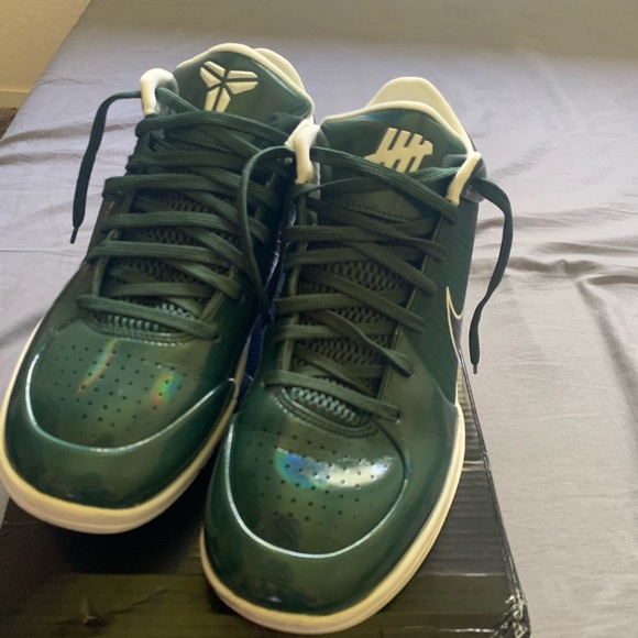 kobe 4 skills academy